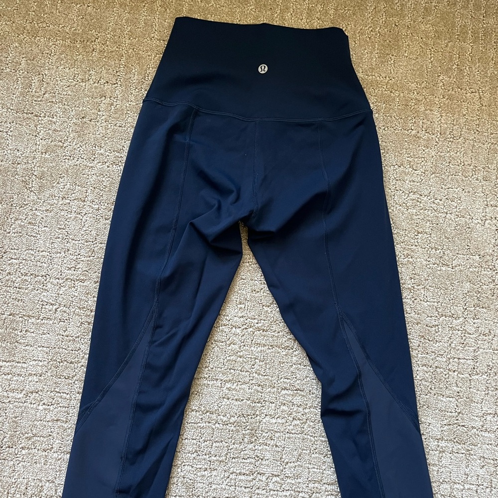 Lululemon, scallop leggings, navy blue, size 2